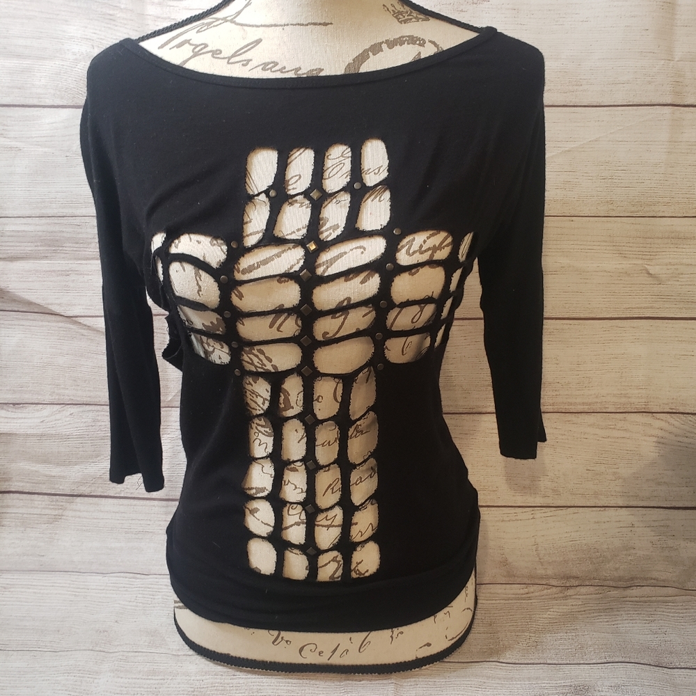 La banga cross cutout studded 3/4 sleeve shirt